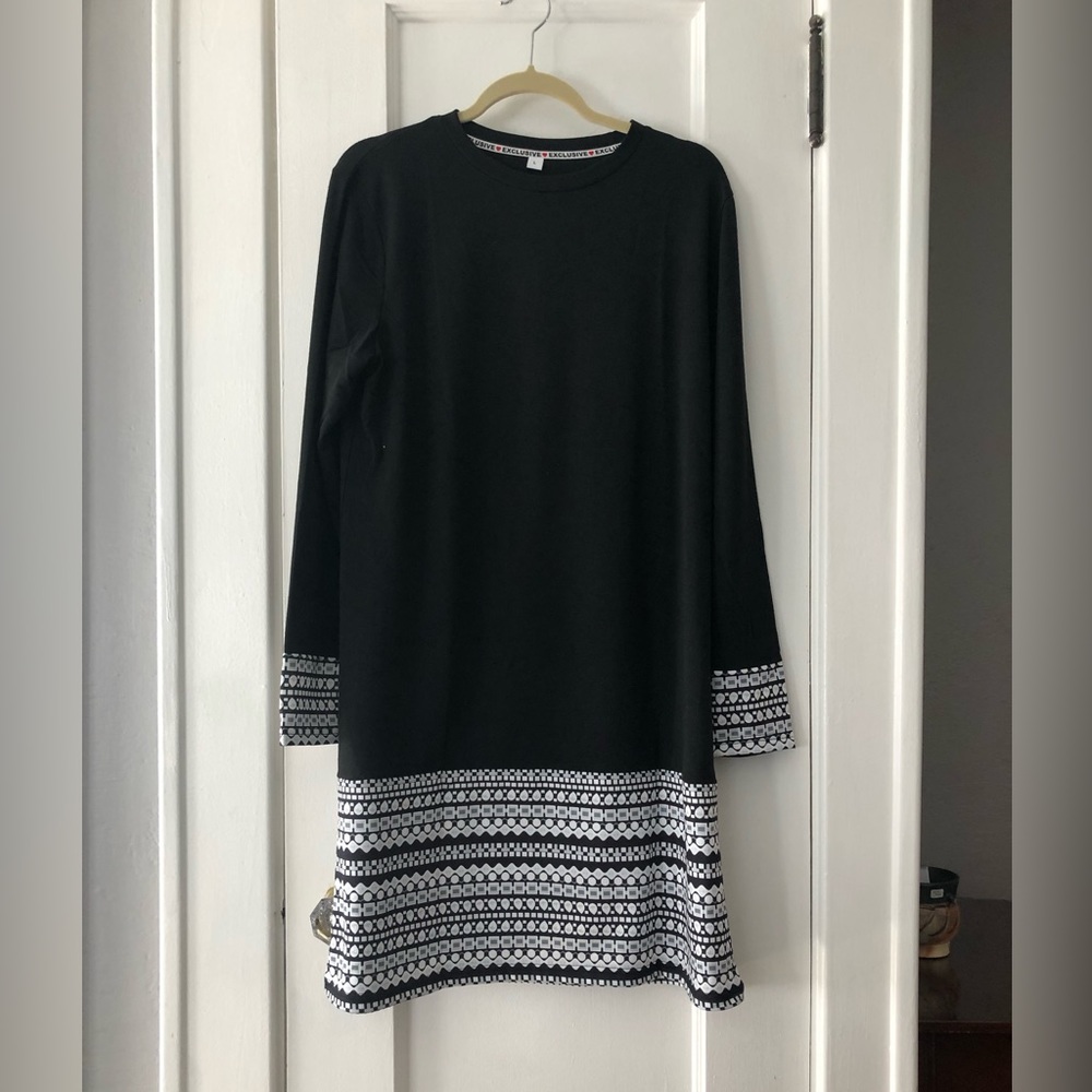 NWOT Exclusive Black Dress Size L